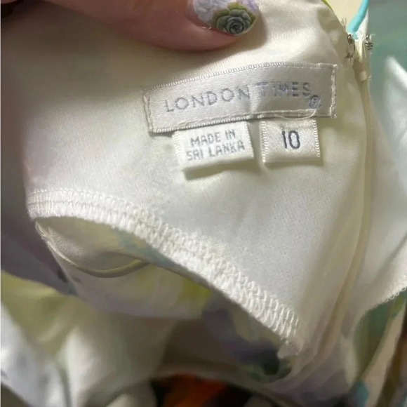 London Times Watercolor Print Ruched Wrap Dress Size 10 Sheath Sleeveless - Picture 6 of 6